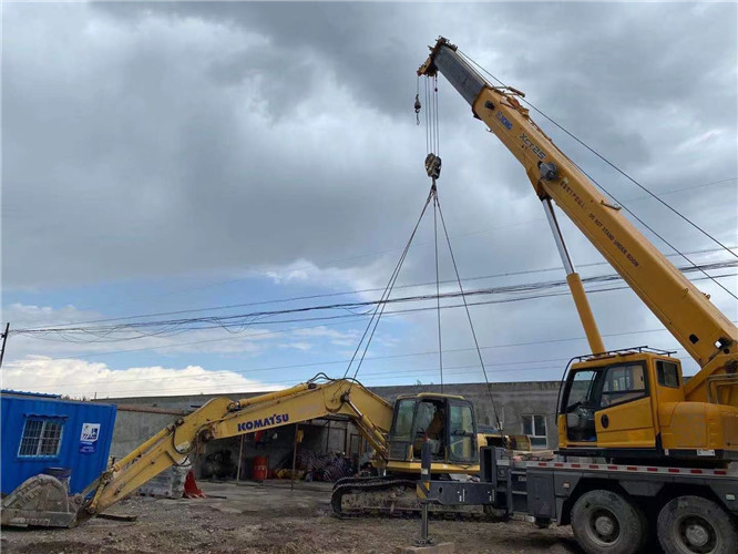 通榆县25吨吊车的工作半径是多少？